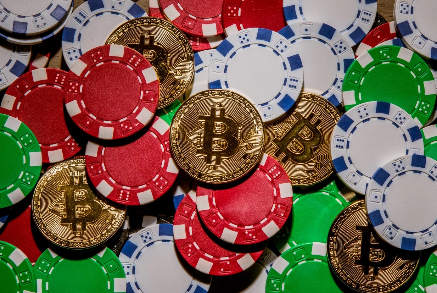 How To Make More The Best Crypto Casinos with Lucky Draws By Doing Less